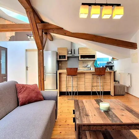 Appartement Loft Timonova, - Old Town *